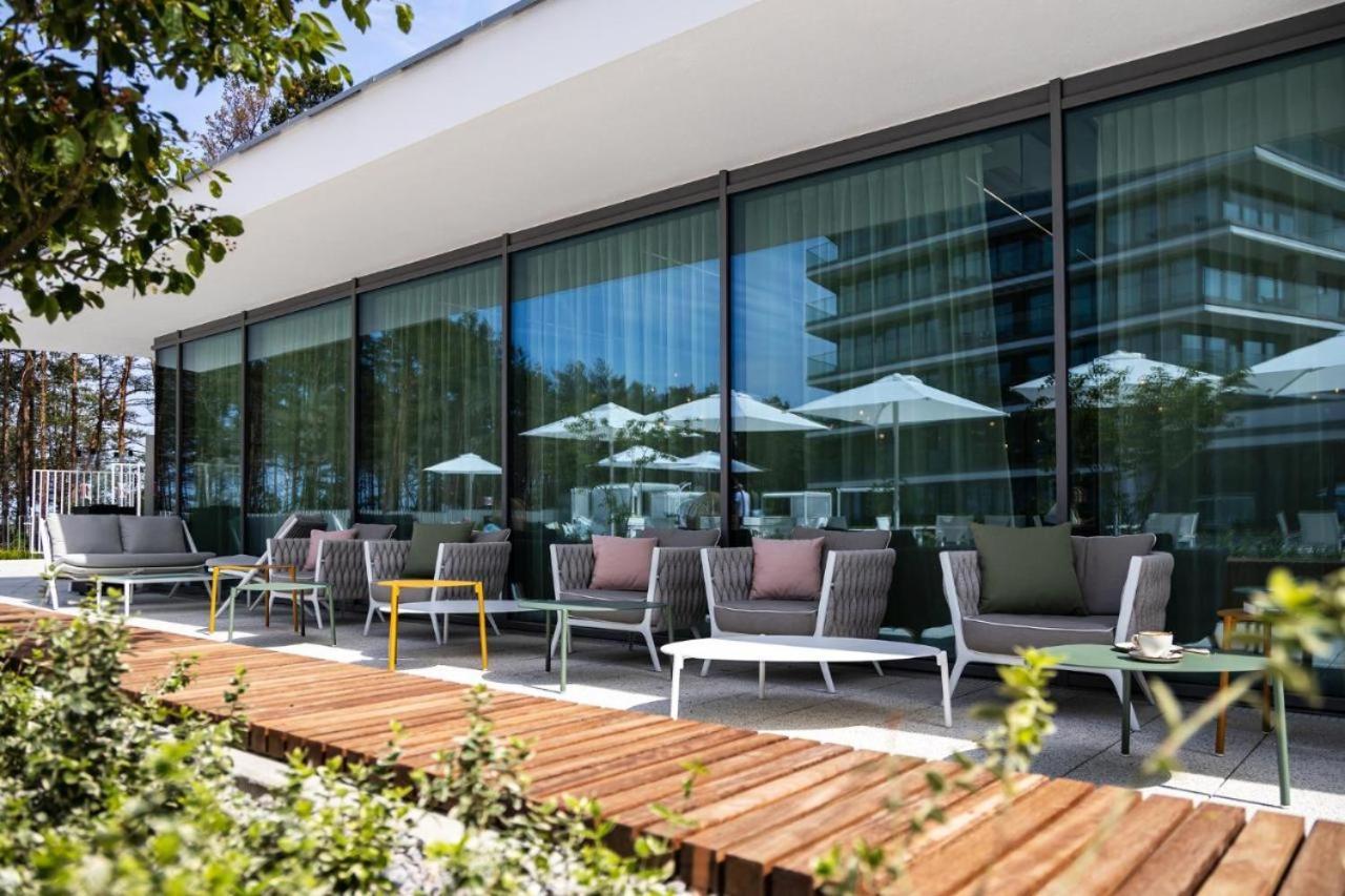 Wave Private Apartament - Sea View Miedzyzdroje Exterior photo